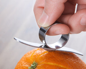 Citrus Peeling Apparatus