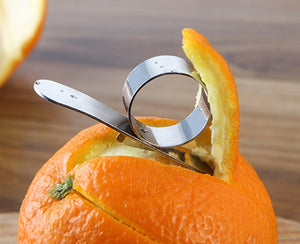 Citrus Peeling Apparatus